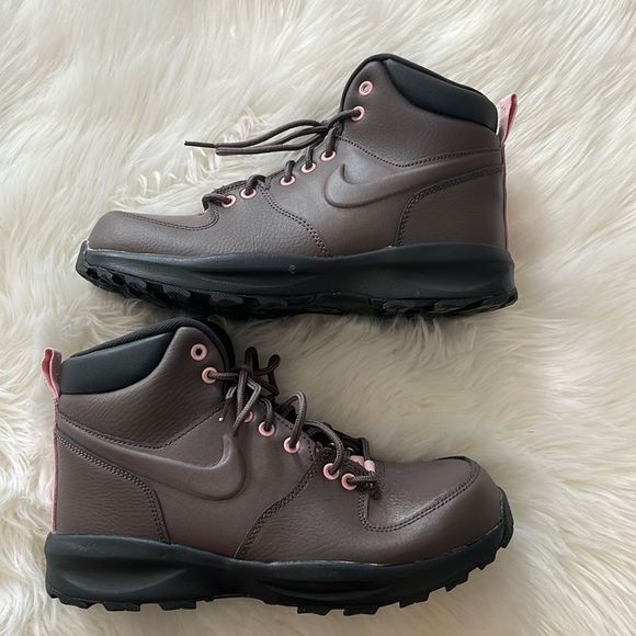 Nike Manoa LTR Boots - Picture 2 of 8